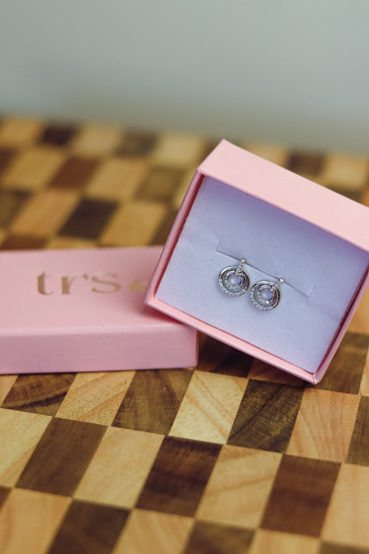 Arete Moissanita