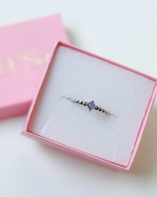 Lisa / Month Ring / Junio
